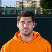 Monitor nacional de Tenis por la RFET. Ranking nacional de tenis: 204. Ofrezco clases particulares de tenis para cualquier nivel